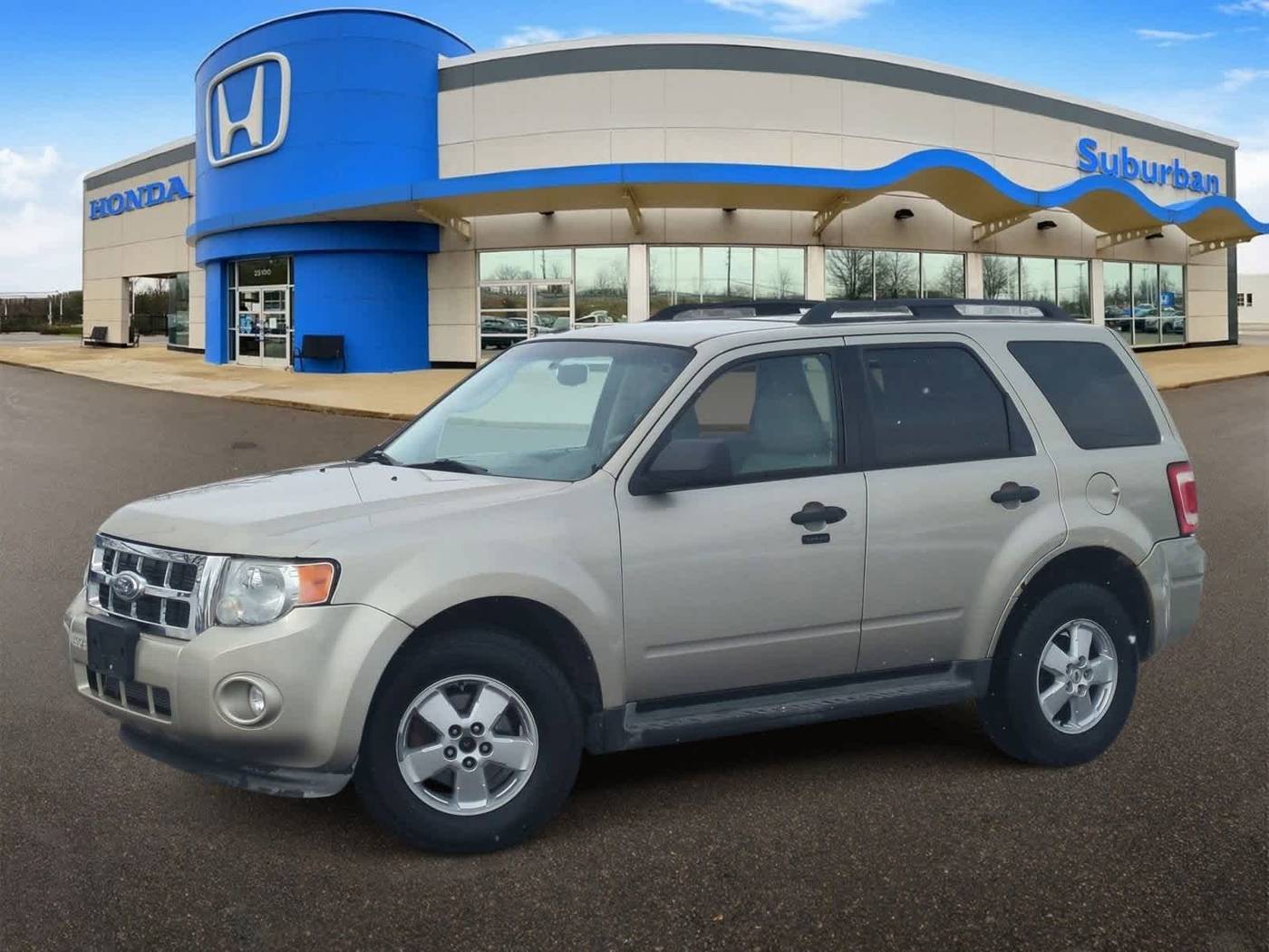 2010 Ford Escape XLT — SUV — 154,053 mi — Farmington Hills, MI