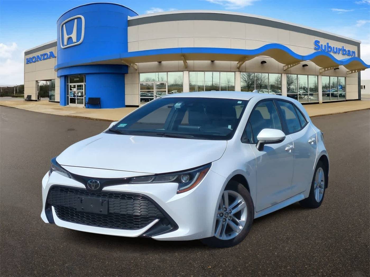 2021 Toyota Corolla Hatchback SE — Hatchback — 48,418 mi — Farmington Hills, MI