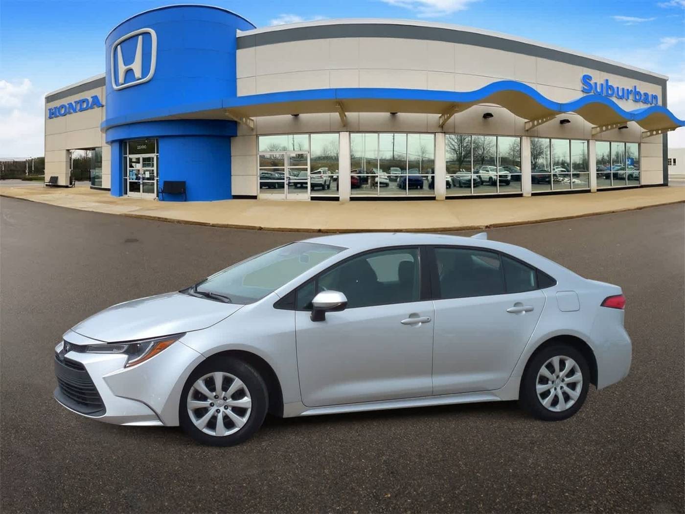 2024 Toyota Corolla LE — Sedan — 33,099 mi — Farmington Hills, MI