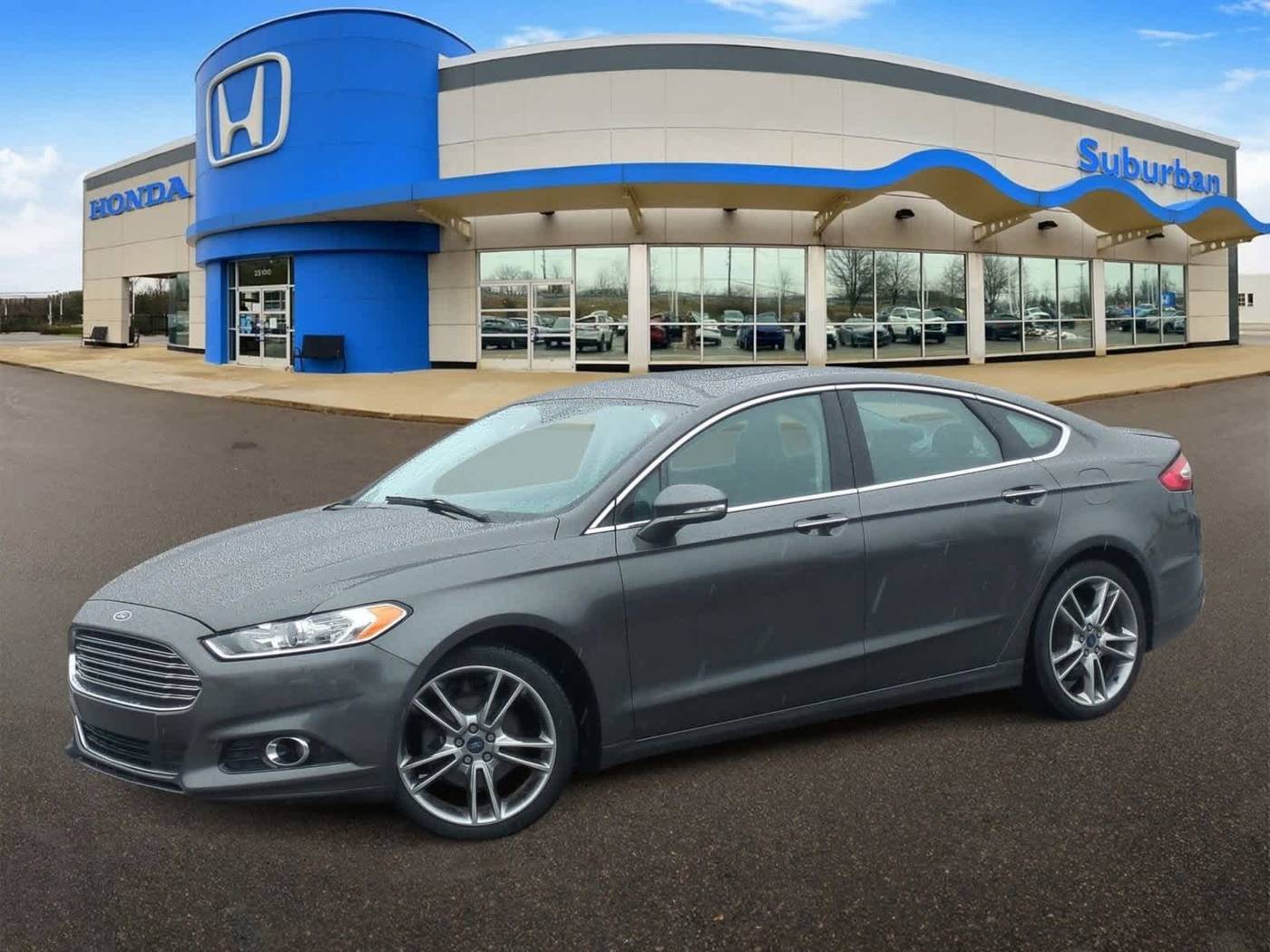 2016 Ford Fusion Titanium — Sedan — 97,697 mi — Farmington Hills, MI