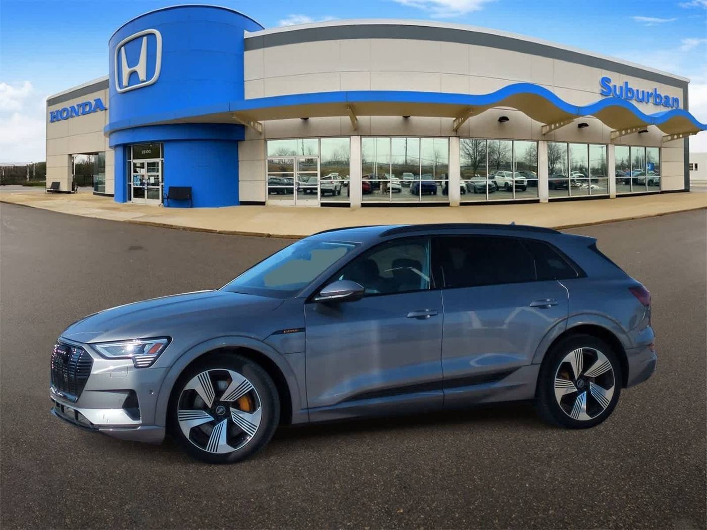 2022 Audi e-tron Premium Plus — SUV — 29,459 mi — Farmington Hills, MI