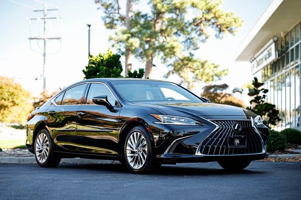 2023 Lexus ES ES 300h Ultra Luxury — Sedan — 15,969 mi — Virginia Beach, VA