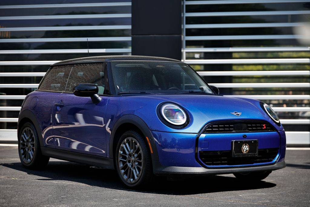 2025 MINI Hardtop Cooper S — Hatchback — 9,453 mi — Virginia Beach, VA
