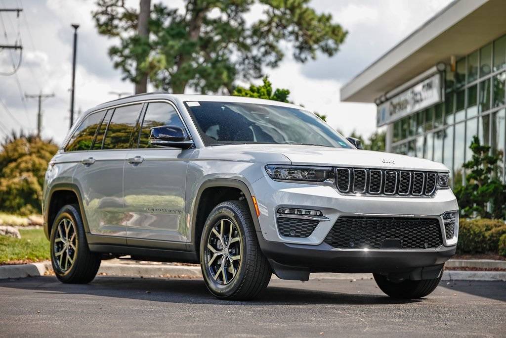 2025 Jeep Grand Cherokee Limited — SUV — 8,378 mi — Virginia Beach, VA