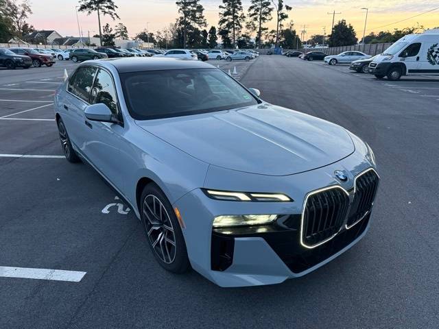 2025 BMW 7 Series 740i — Sedan — 25,489 mi — Virginia Beach, VA
