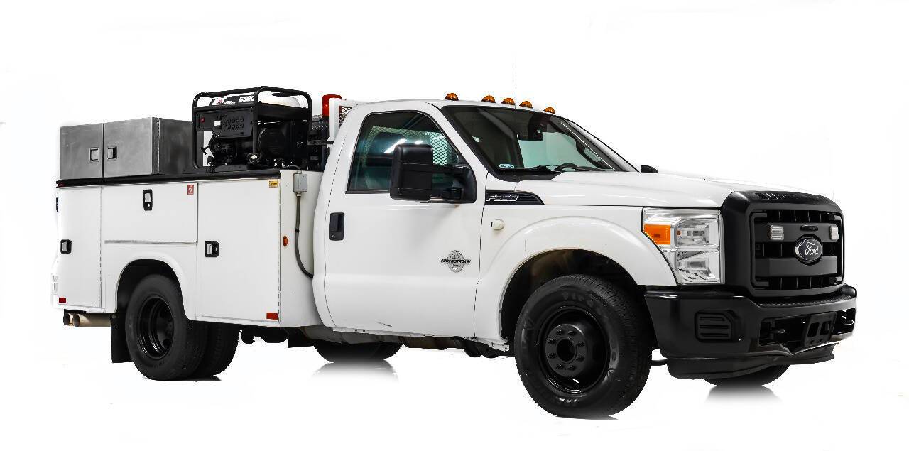 2016 Ford Super Duty F-350 Chassis Cab XL — Chassis Cab Truck — 20,893 mi — Houston, TX