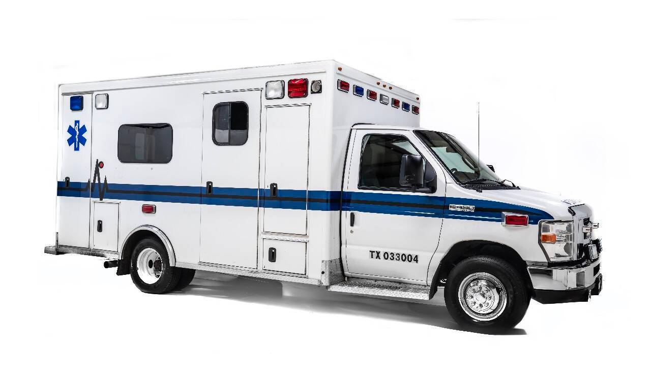 2010 Ford Econoline Commercial Cutaway E-450