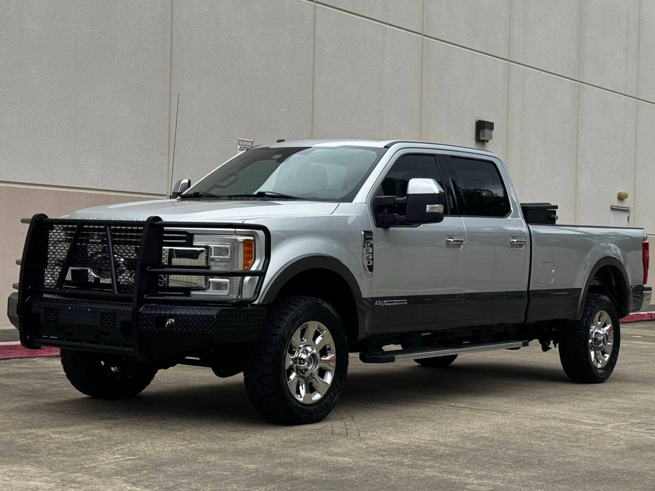 2017 Ford Super Duty F-350 Lariat — Pickup Truck — 171,776 mi — Houston, TX
