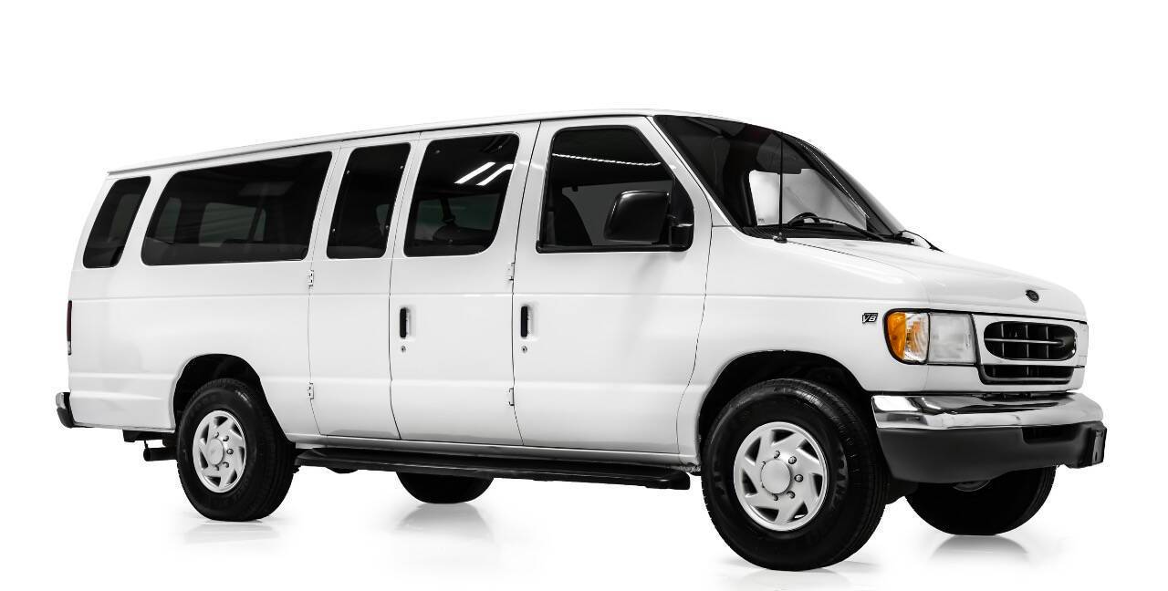 2001 Ford Econoline Wagon E-350 Super Duty XLT