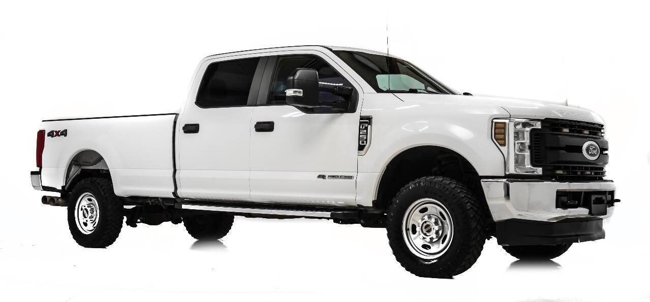 2019 Ford Super Duty F-250 XL — Pickup Truck — 216,040 mi — Houston, TX