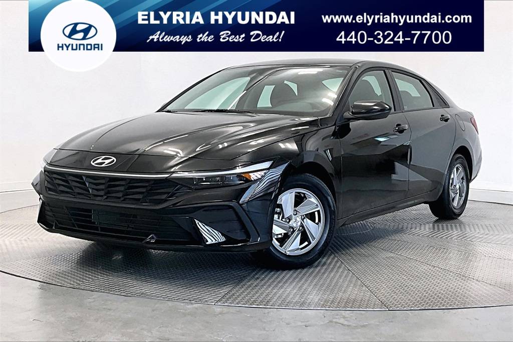 2025 Hyundai Elantra SE — Sedan — 3,298 mi — Elyria, OH