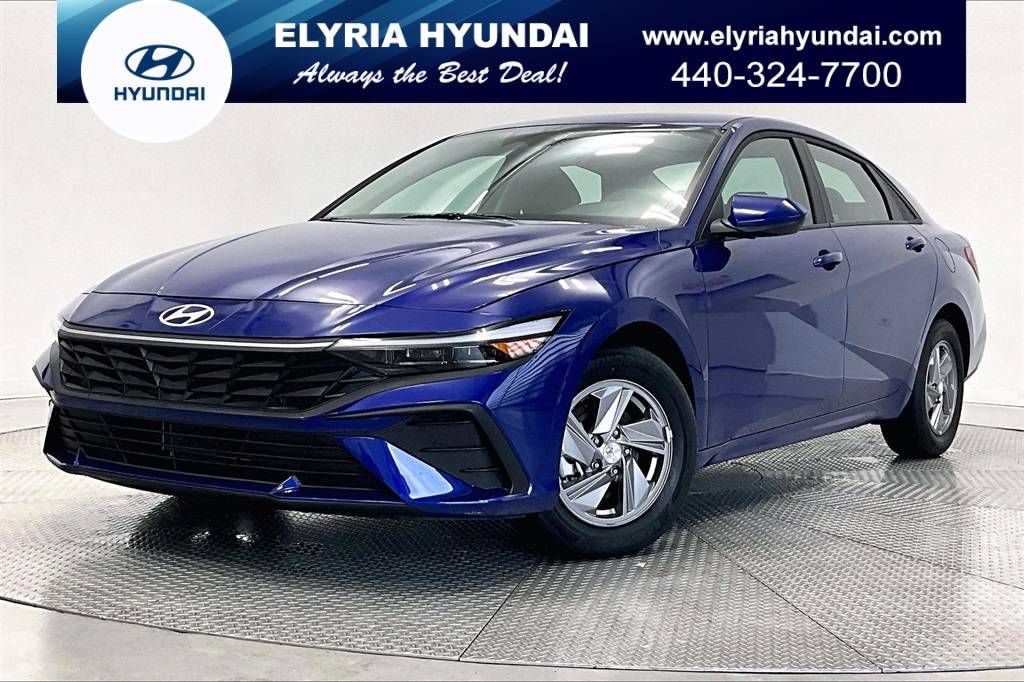 2025 Hyundai Elantra SE — Sedan — 3,277 mi — Elyria, OH