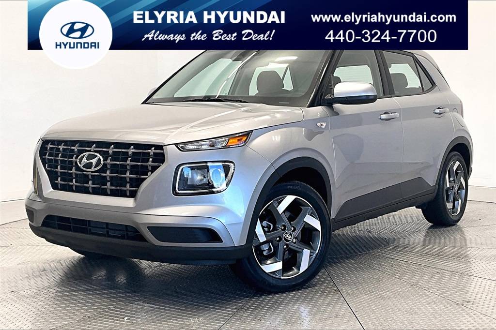 2023 Hyundai Venue SEL — SUV — 6,270 mi — Elyria, OH