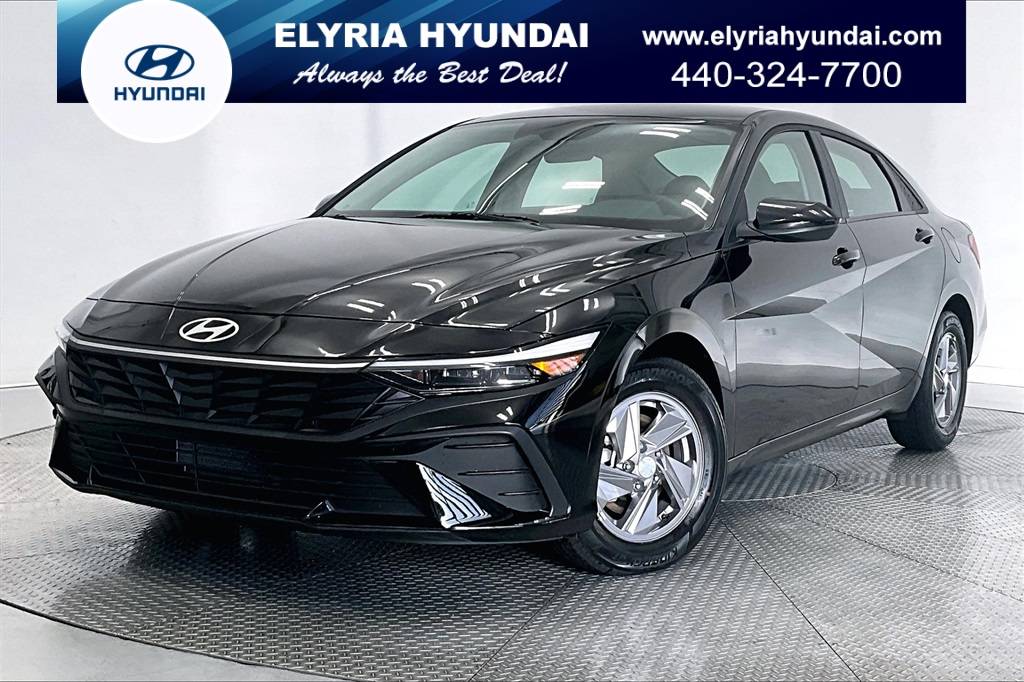 2025 Hyundai Elantra SE — Sedan — 3,507 mi — Elyria, OH