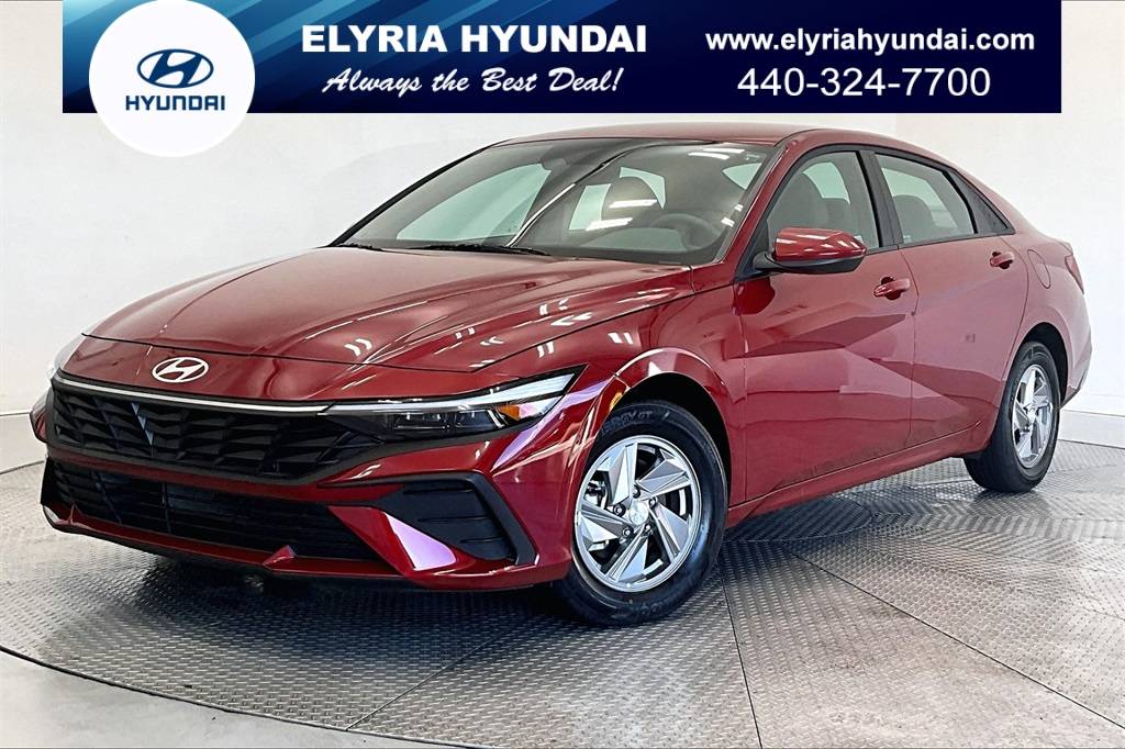 2025 Hyundai Elantra SE — Sedan — 4,433 mi — Elyria, OH