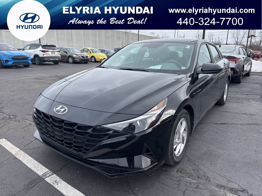 2022 Hyundai Elantra SE — Sedan — 16,891 mi — Elyria, OH