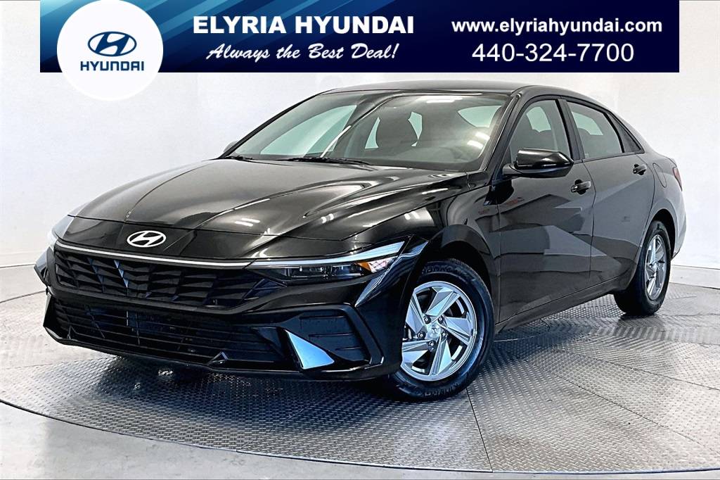 2025 Hyundai Elantra SE — Sedan — 3,219 mi — Elyria, OH