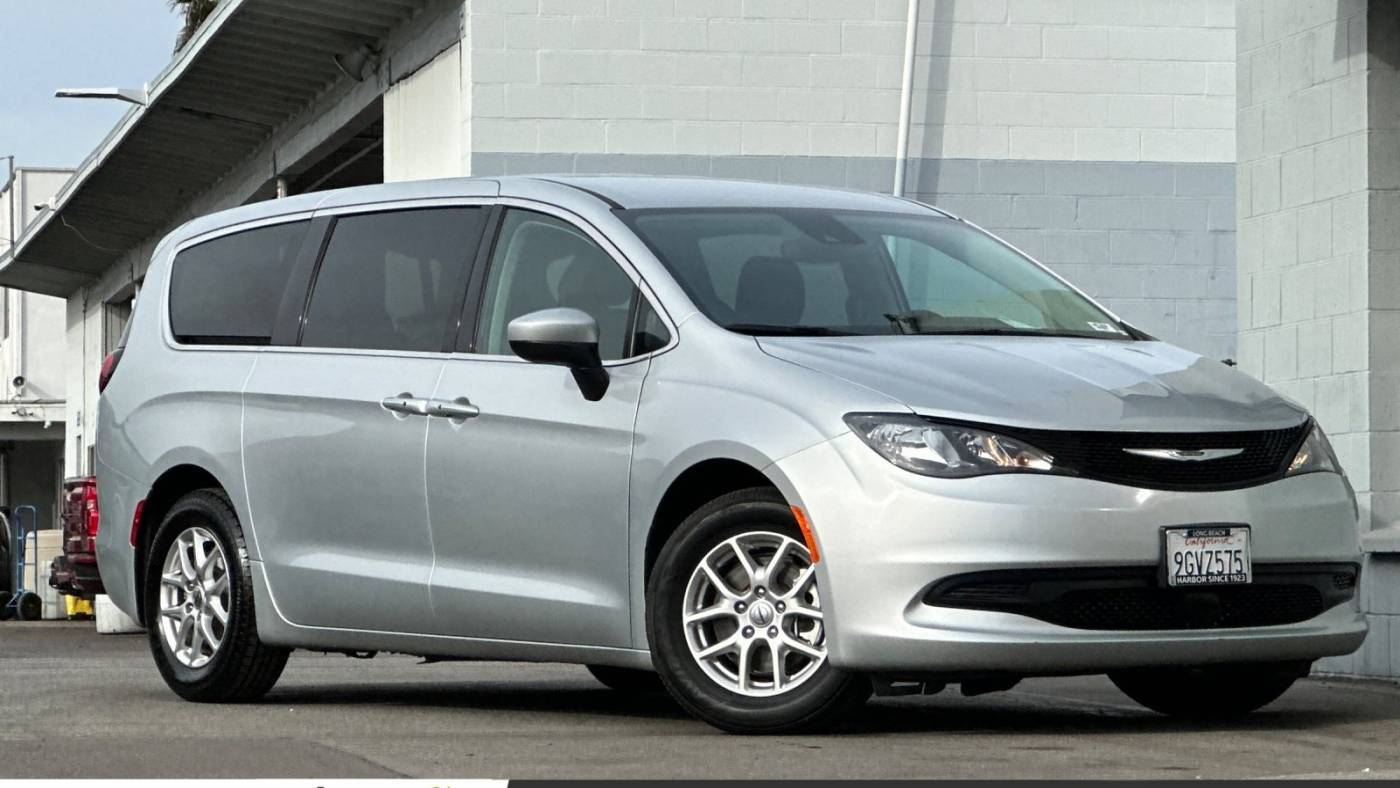2023 Chrysler Voyager LX — Minivan — 66,890 mi — Long Beach, CA
