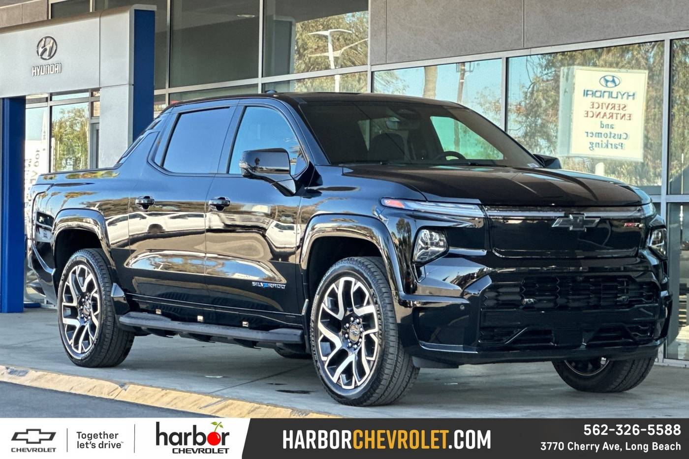 2024 Chevrolet Silverado EV RST — Pickup Truck — 4,673 mi — Long Beach, CA