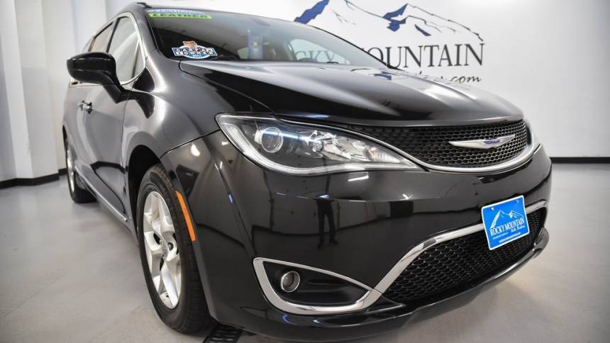2020 Chrysler Pacifica Touring L — Minivan — 64,916 mi — Colorado Springs, CO