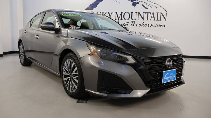 2023 Nissan Altima SV — Sedan — 44,035 mi — Colorado Springs, CO