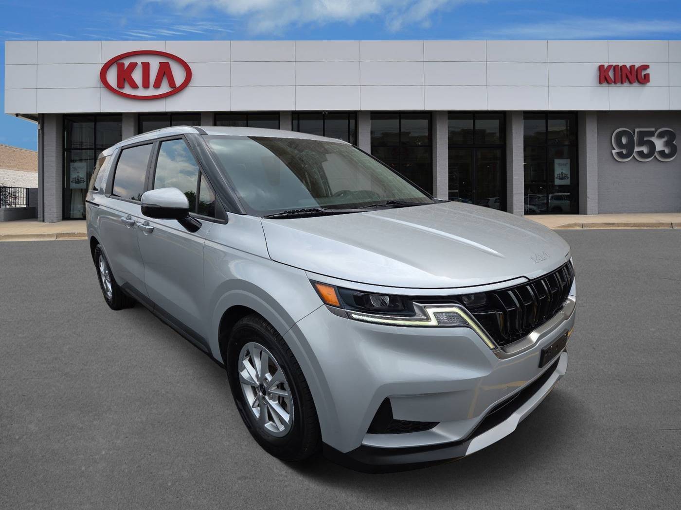 2023 Kia Carnival LXS — Minivan — 44,139 mi — Gaithersburg, MD