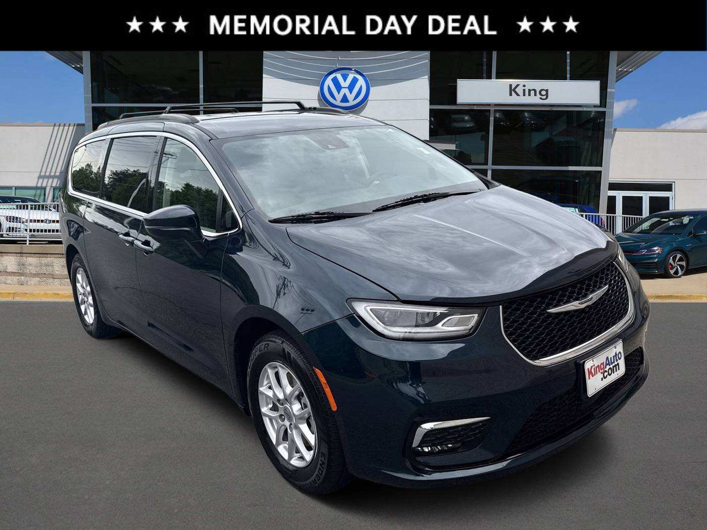 2022 Chrysler Pacifica Touring L — Minivan — 40,900 mi — Gaithersburg, MD