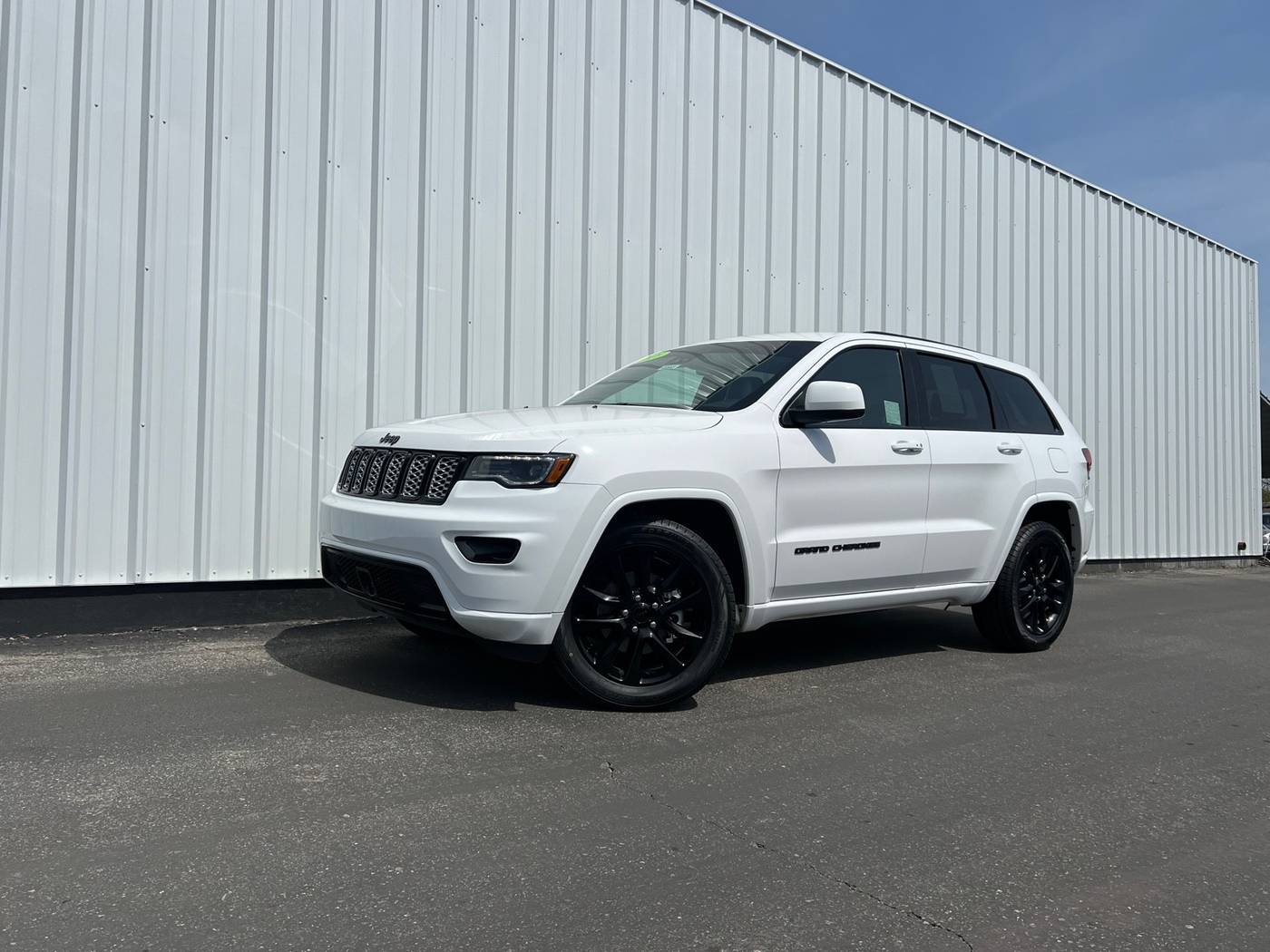 2020 Jeep Grand Cherokee Altitude — SUV — 19,406 mi — Bakersfield, CA