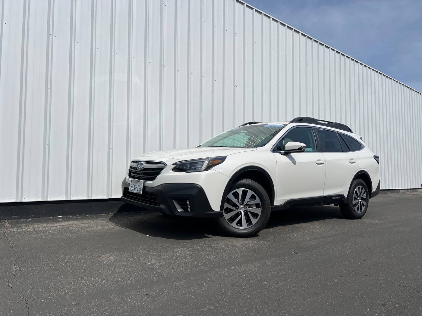 2022 Subaru Outback 2.5i Premium — SUV — 11,323 mi — Bakersfield, CA