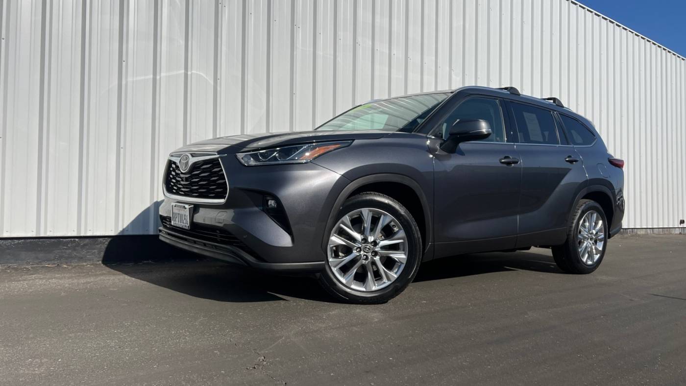 2020 Toyota Highlander Limited — SUV — 57,634 mi — Bakersfield, CA