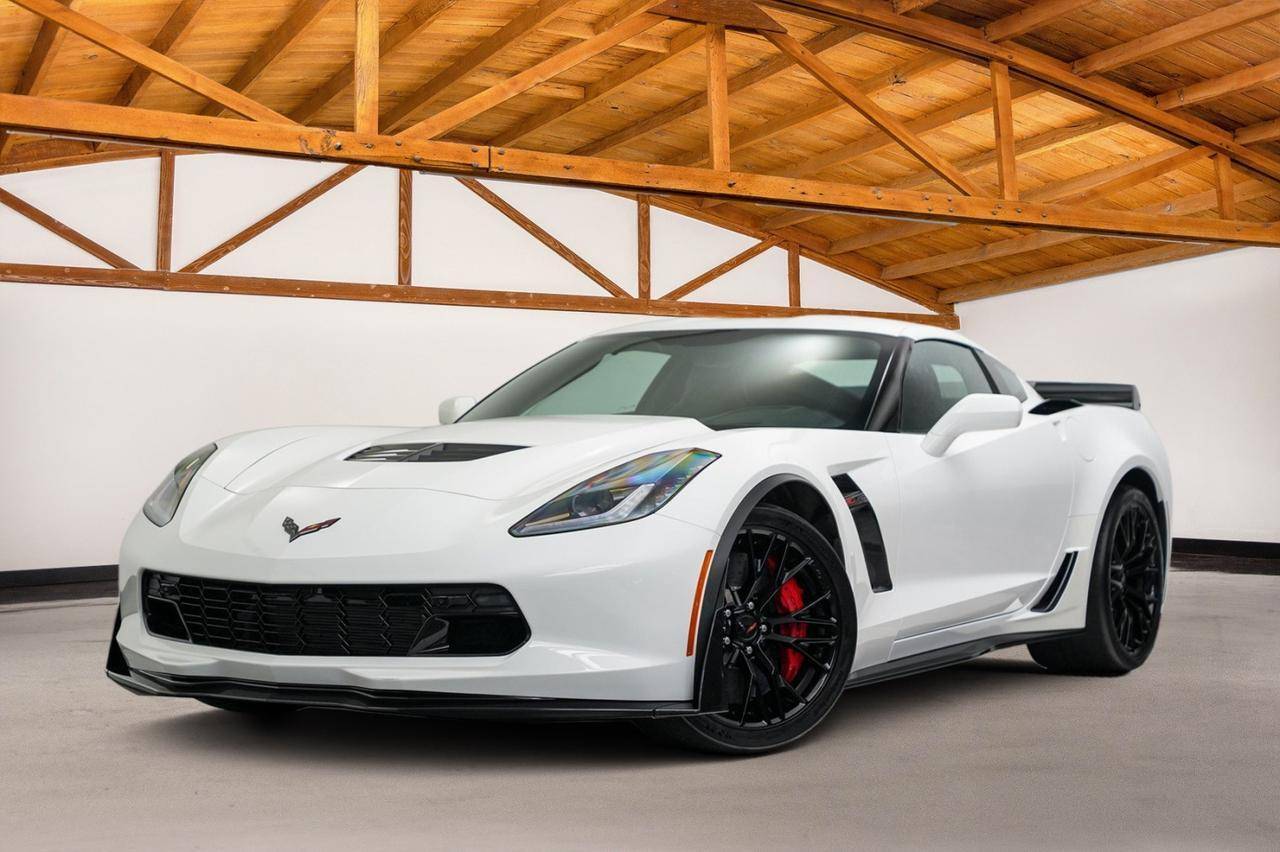 2016 Chevrolet Corvette Z06 3LZ — Coupe — 2,806 mi — Newport Beach, CA