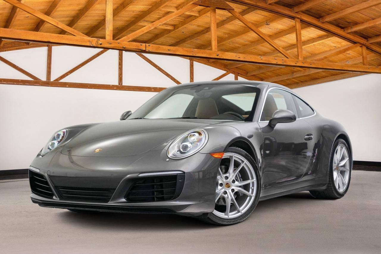 2017 Porsche 911 Carrera 4 — Coupe — 31,318 mi — Newport Beach, CA
