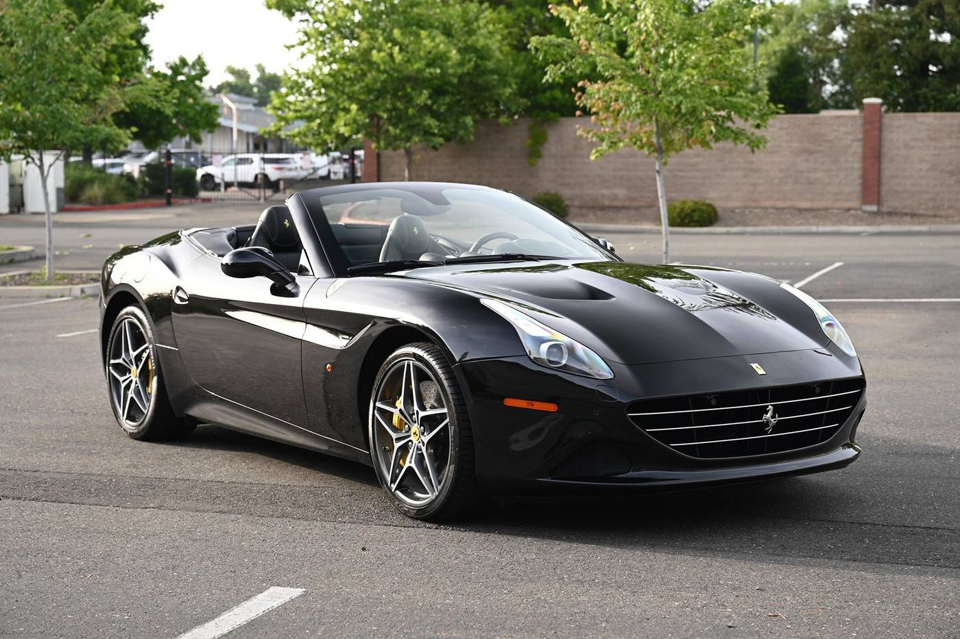 2016 Ferrari California Standard