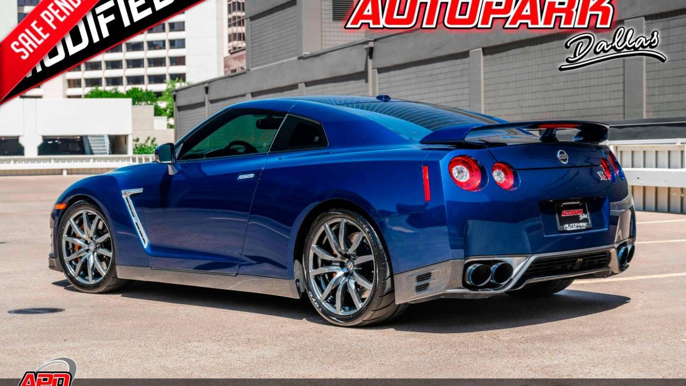 2015 Nissan GT-R Premium