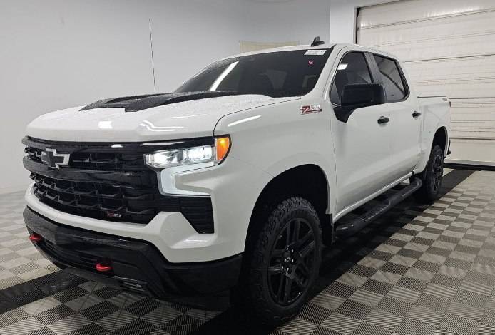 2023 Chevrolet Silverado 1500 LT Trail Boss — Pickup Truck — 15,609 mi — Columbus, OH