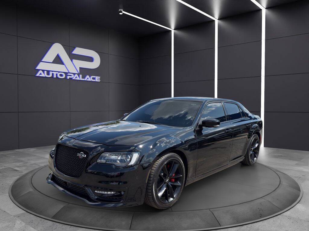2023 Chrysler 300 C — Sedan — 19,841 mi — Columbus, OH