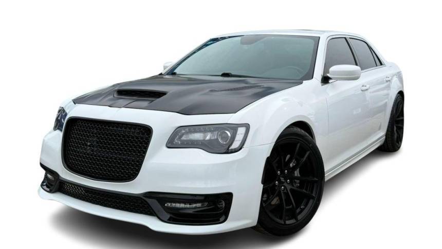 2014 Chrysler 300 SRT8 — Sedan — 61,420 mi — Columbus, OH