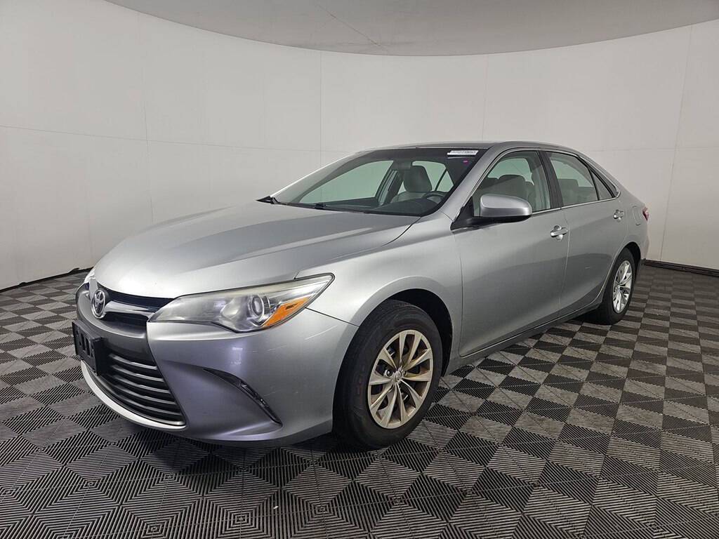 2016 Toyota Camry LE — Sedan — 183,738 mi — Columbus, OH