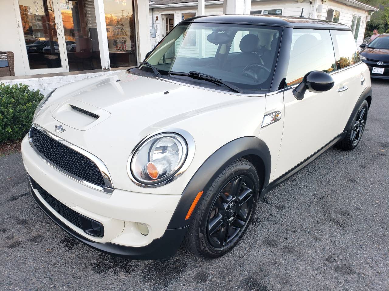 2013 MINI Hardtop Cooper S — Hatchback — 131,638 mi — Fairfax, VA