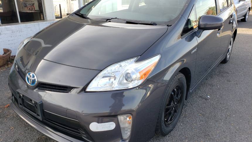 2015 Toyota Prius Two — Hatchback — 119,040 mi — Fairfax, VA