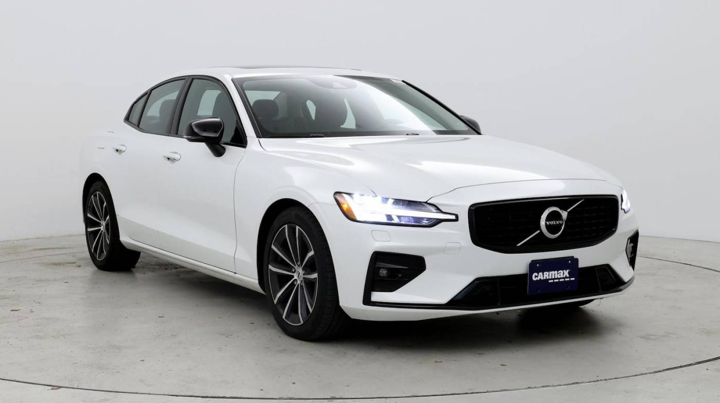 2022 Volvo S60 Momentum — Sedan — 25,923 mi — WARWICK, RI