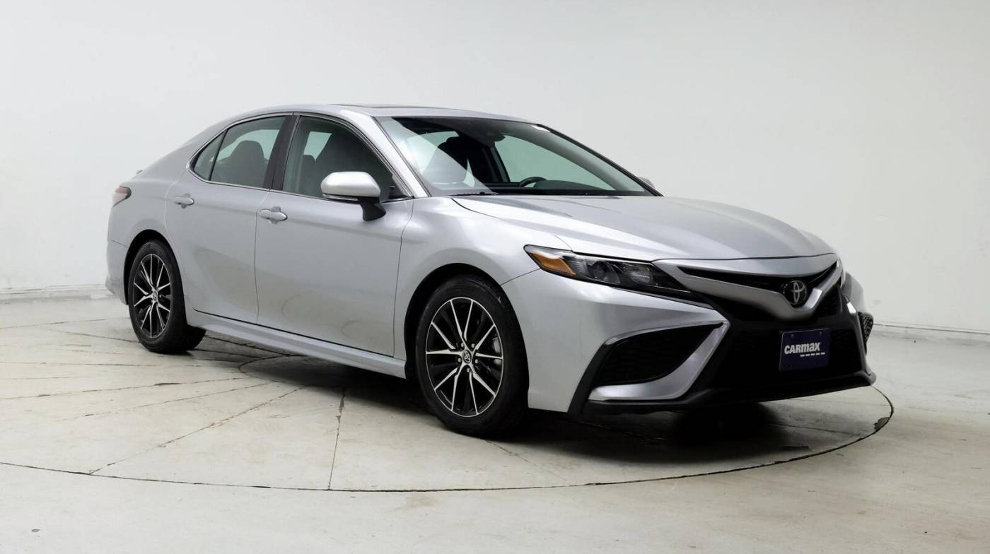 2024 Toyota Camry SE — Sedan — 50,920 mi — Parker, CO