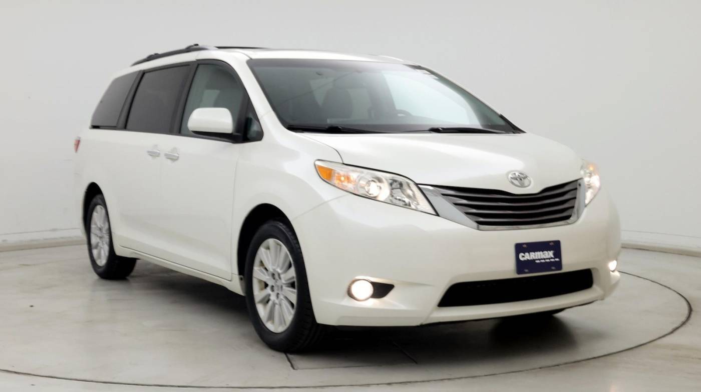2015 Toyota Sienna XLE — Minivan — 61,826 mi — Parker, CO