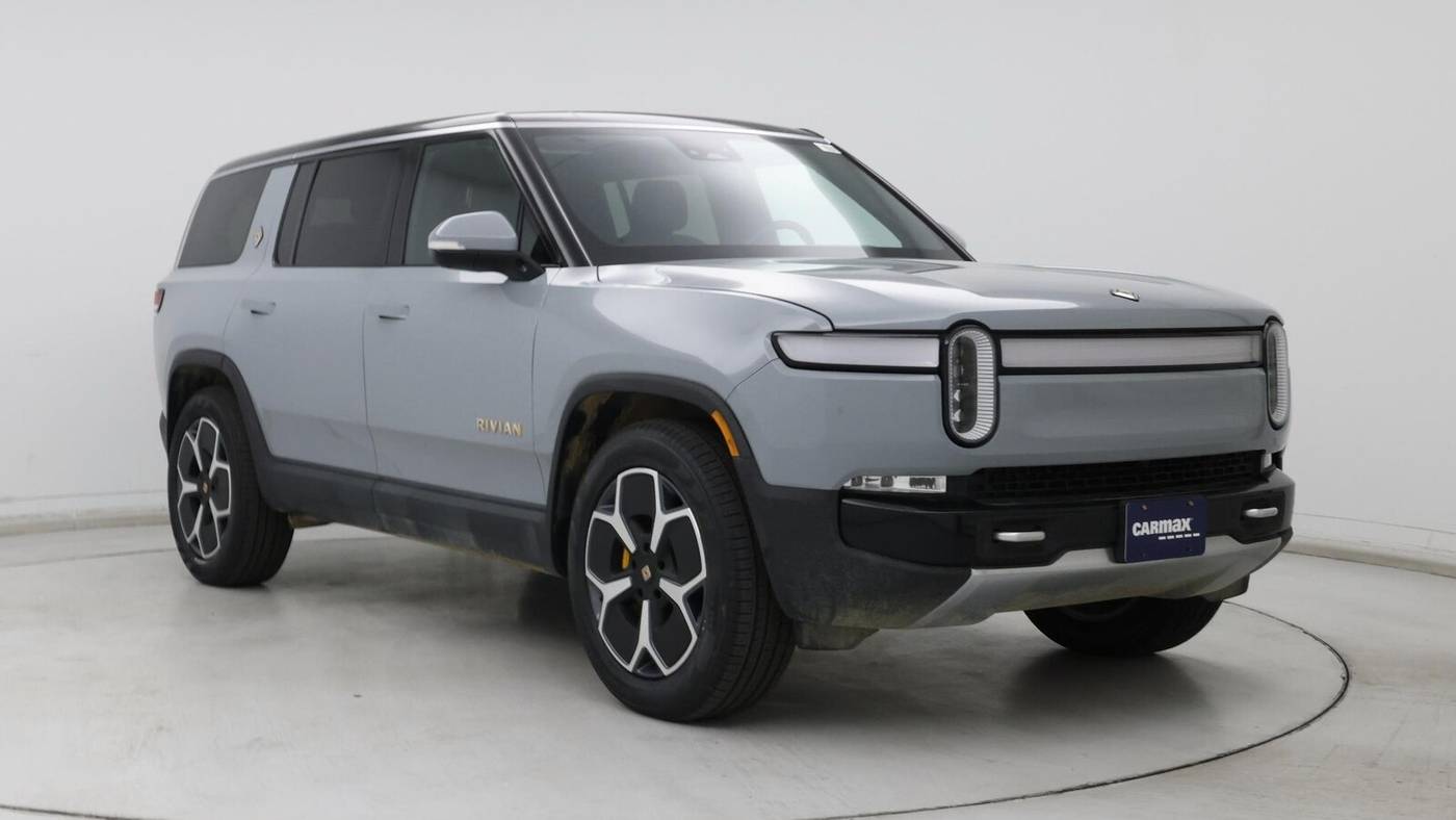 2023 Rivian R1S