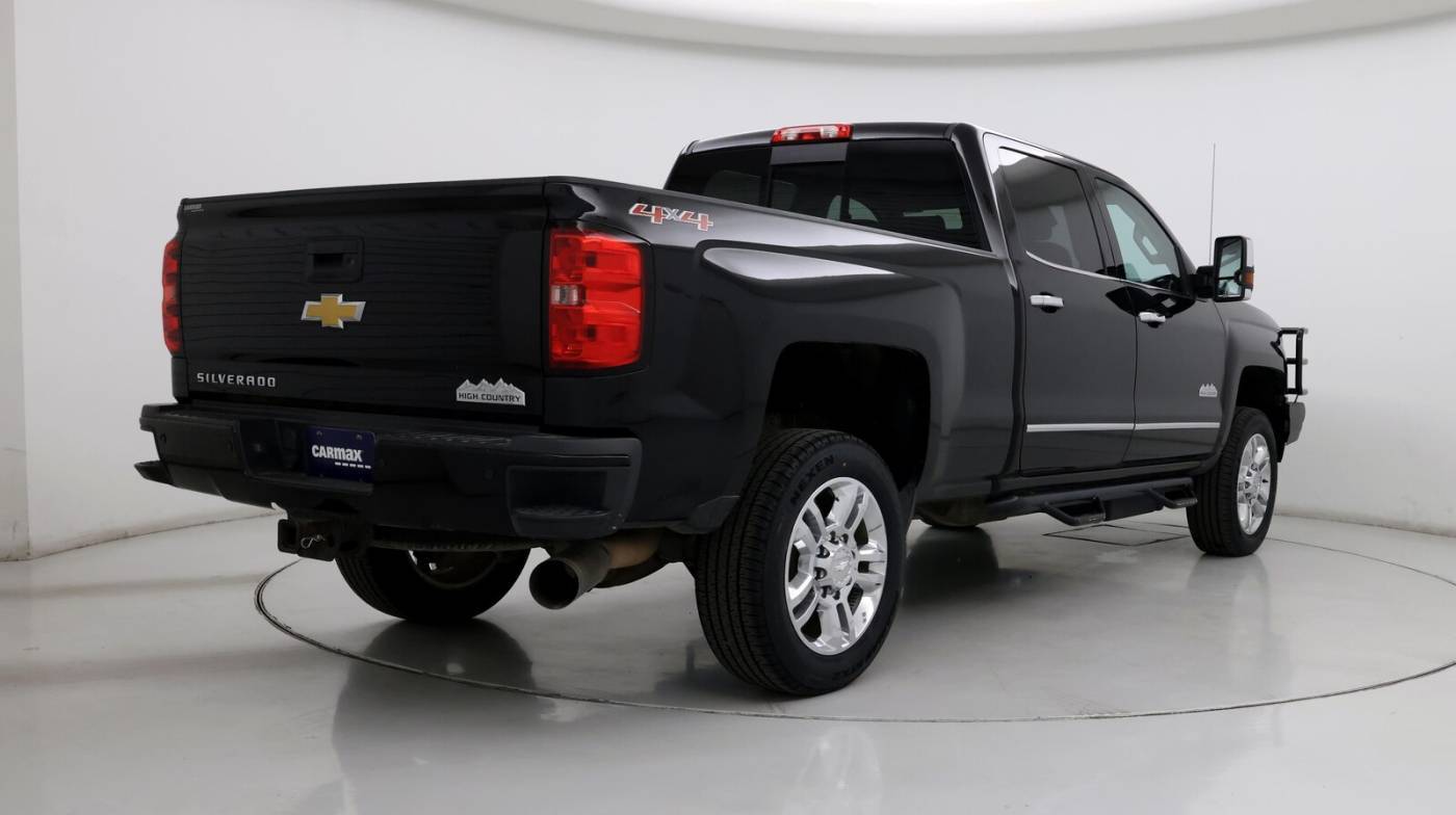 2015 Chevrolet Silverado 2500HD High Country — Pickup Truck — 101,707 mi — Loveland, CO