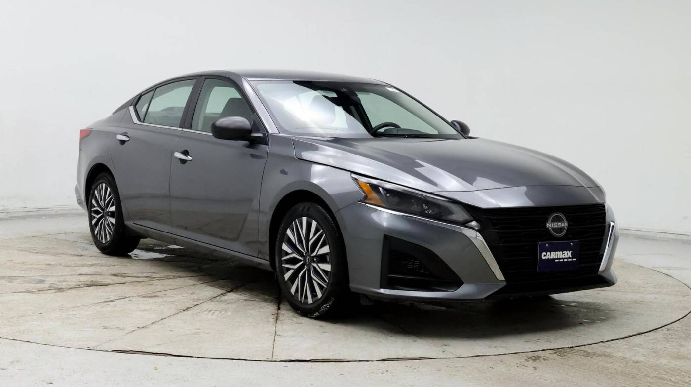 2024 Nissan Altima SV — Sedan — 17,115 mi — Loveland, CO