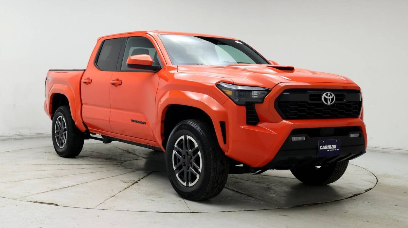 2024 Toyota Tacoma TRD Sport — Pickup Truck — 10,135 mi — Loveland, CO