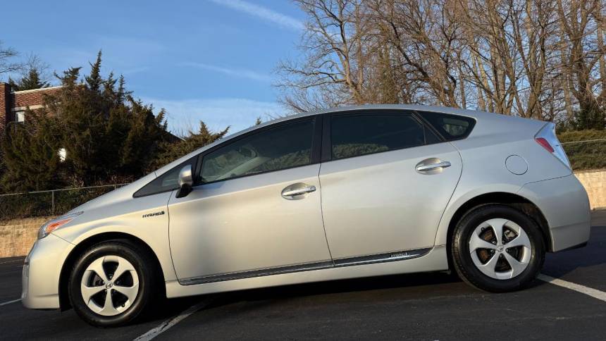 2014 Toyota Prius Three — Sedan — 54,281 mi — Woodbury, NJ