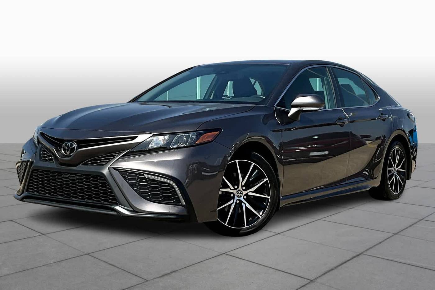 2023 Toyota Camry SE — Sedan — 34,699 mi — Richmond, TX