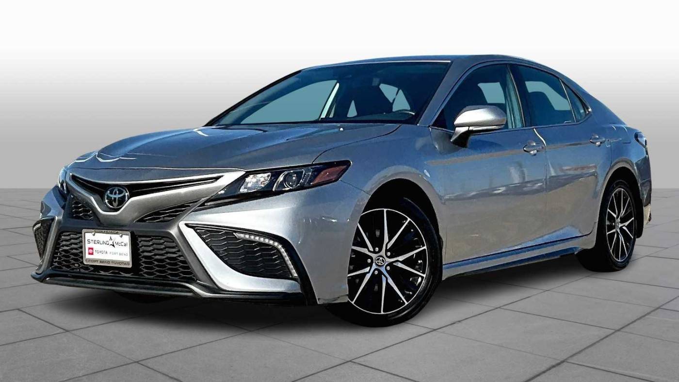2023 Toyota Camry SE — Sedan — 20,188 mi — Richmond, TX